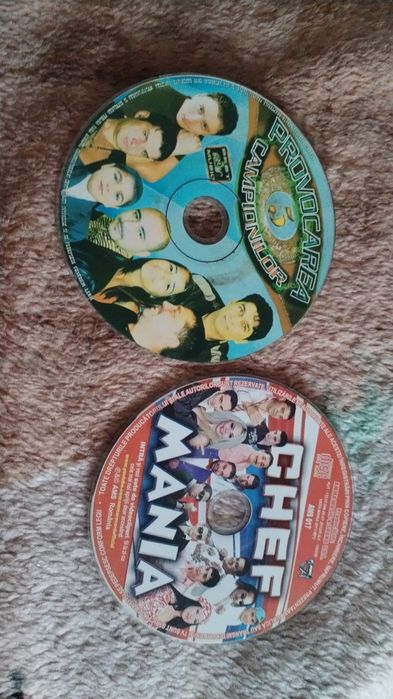 Cd-uri și casete