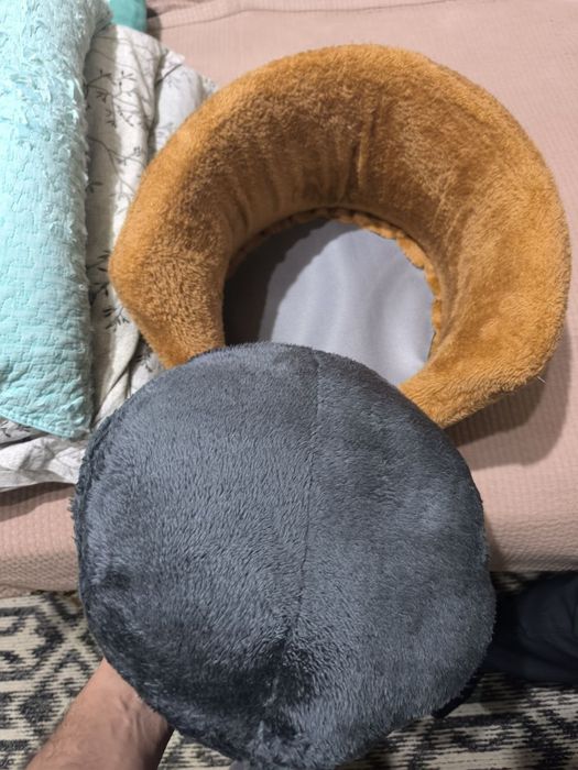 Лежанка для кошек