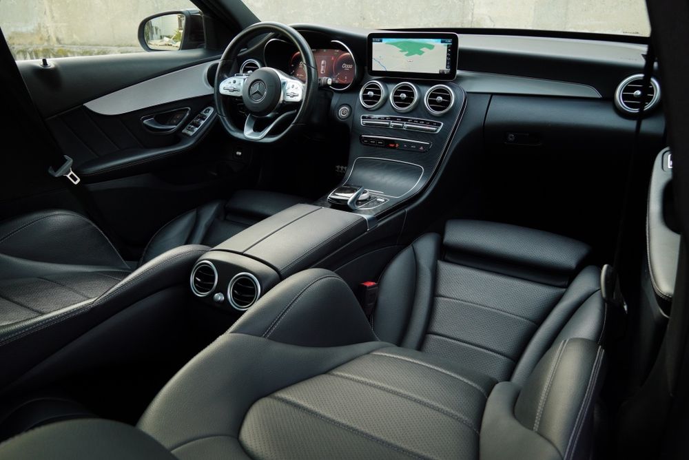 Mercedes Benz C200 d T 9-G tronic AMG line model 2020 facelift