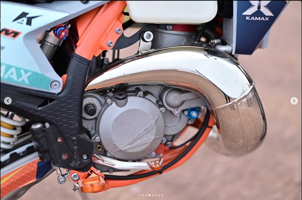 Motor enduro KARMAX in rand Cu KTM si Husqwarna 300 Suceava • OLX.ro