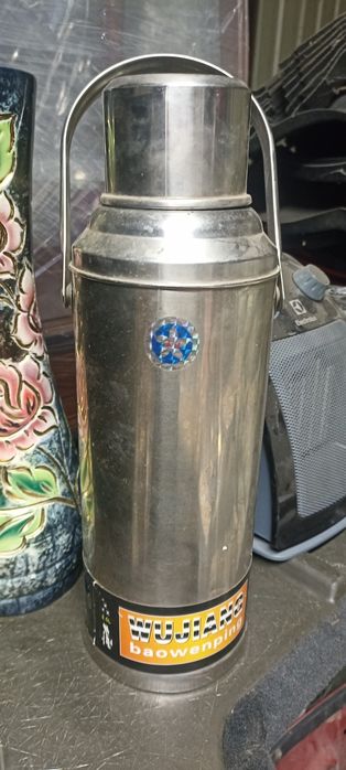 Термос с стеклянной колбой