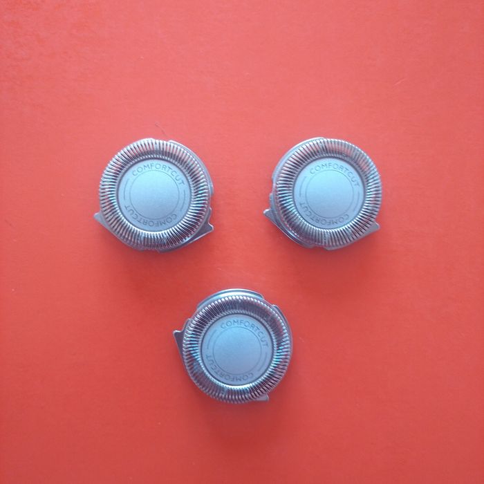 Комплект ножей для электробритвы philips!