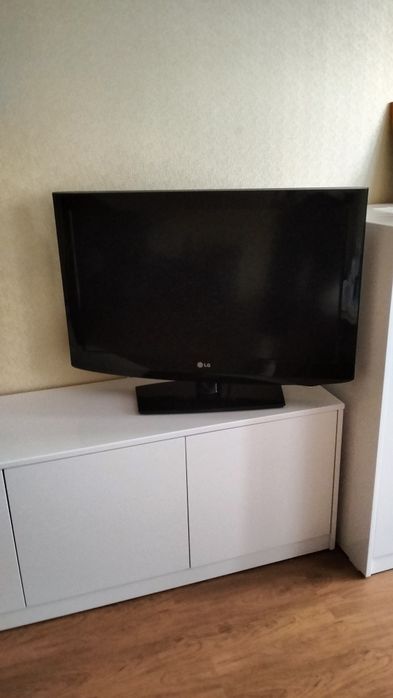 Продам телевизор lG
