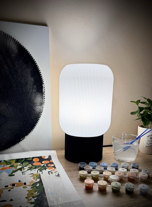 Настолна лампа „Ribbed Minimal“