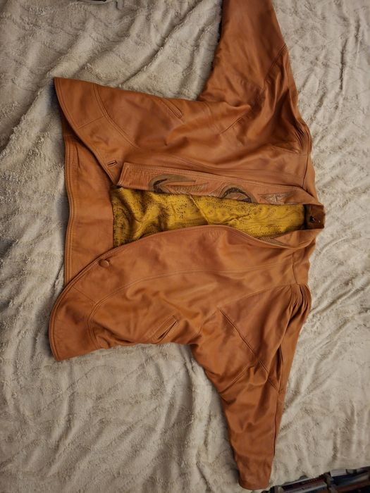 Jachetă și fustă piele vintage