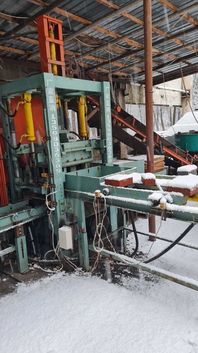 Вибропресс китайский QT3-15