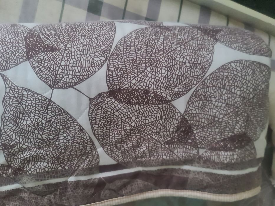 Плед на койку,накидка