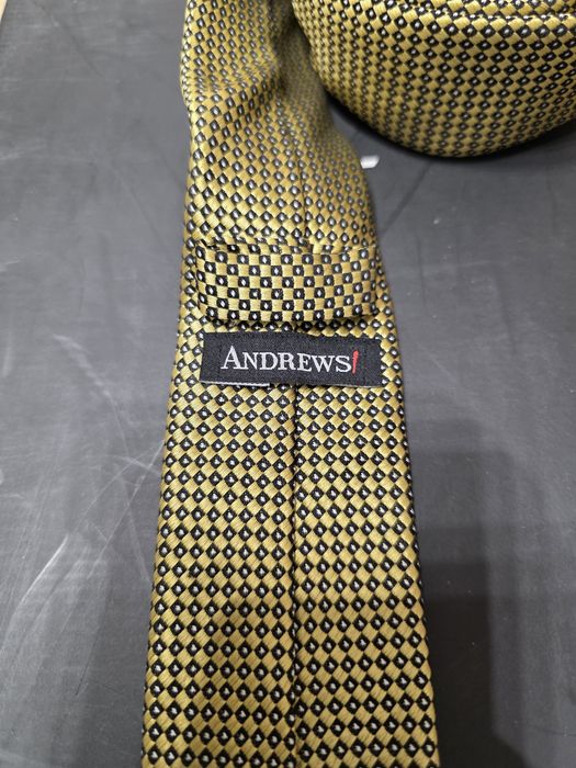 Вратовръзка Andrews