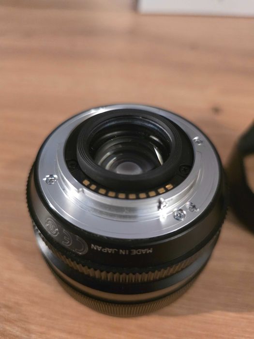 Obiectiv Fujifilm Fujinon XF 23mm f/1.4 R în stare impecabilă