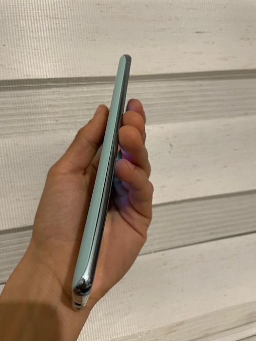 Samsung s 20fe идеал