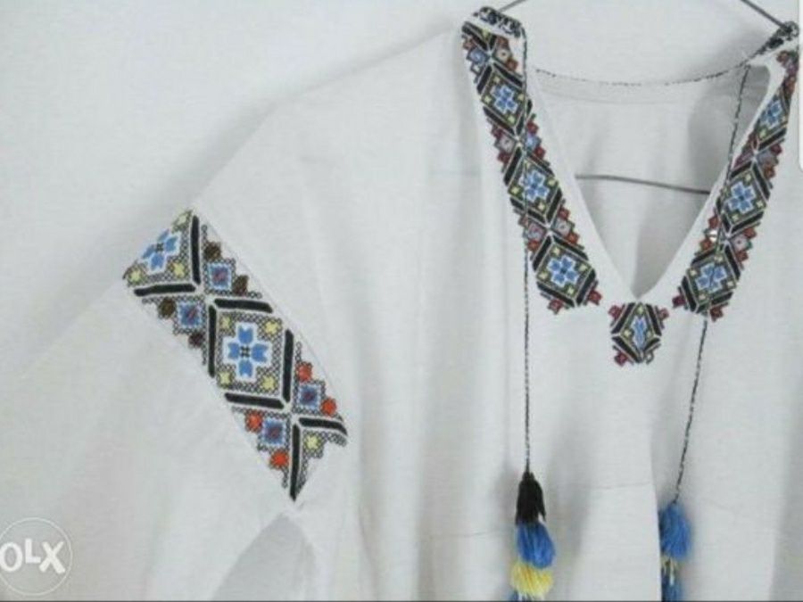 Iie traditionala romaneasca veche, cca 100 ani, zona Mures,marime mica