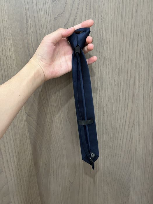 Галстук в хорошем состоянии