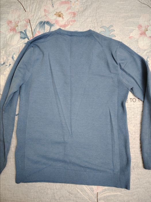 Продам мужской свитер