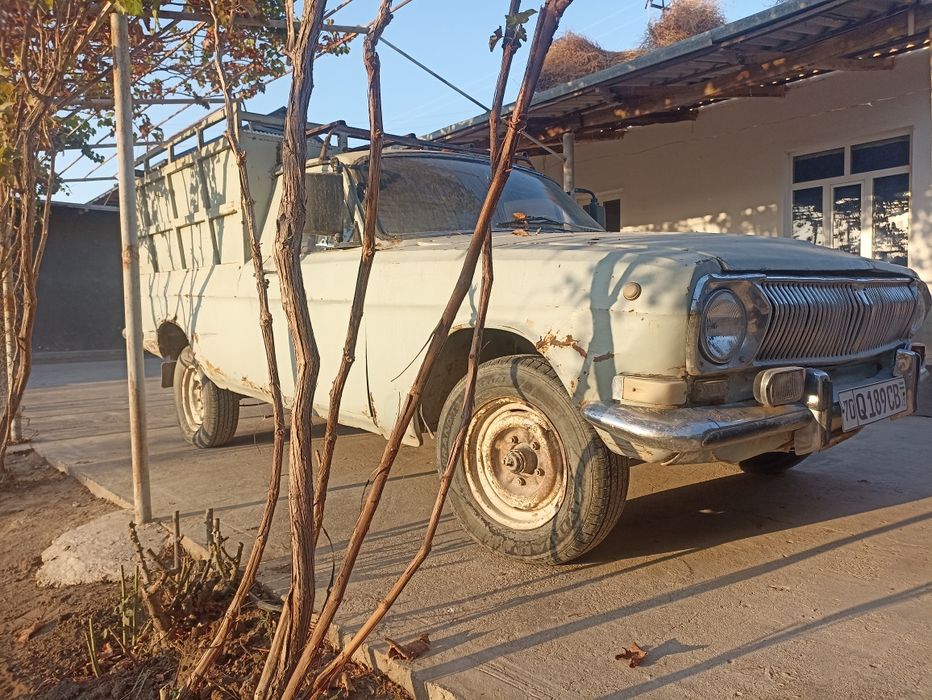 Volga gaz 24 10 furgon