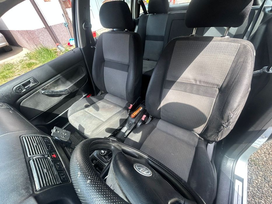 Volkswagen Golf 4