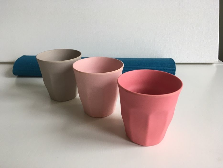 Чашки от рециклируема пластмаса