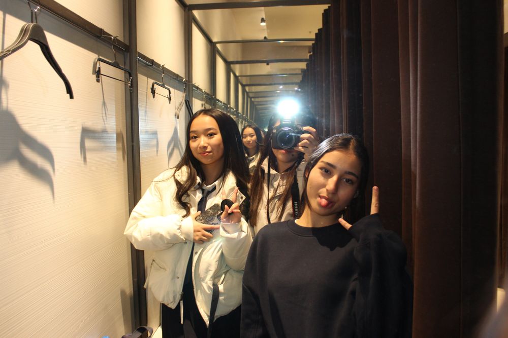 Камера Canon eos 4000d