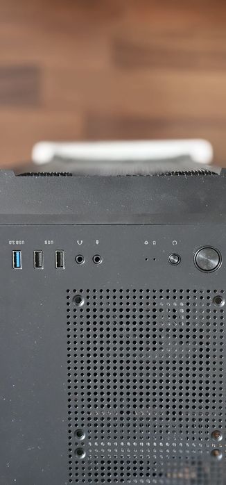 Desktop,Asus, Intel i7,SSD512gb,16gRam,RX570