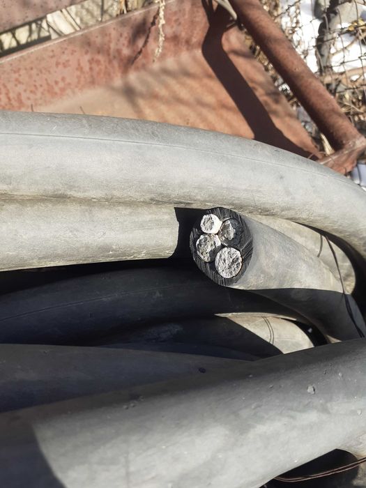 Продам кабель АВВг 3х70+1х35