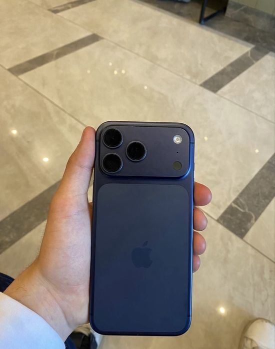 Iphone 17 pro max EAC 256/100