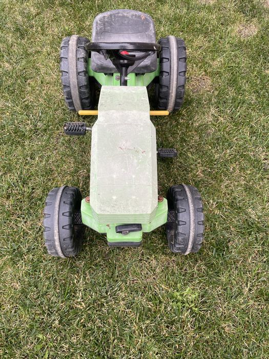 Vand tractor  jucarie