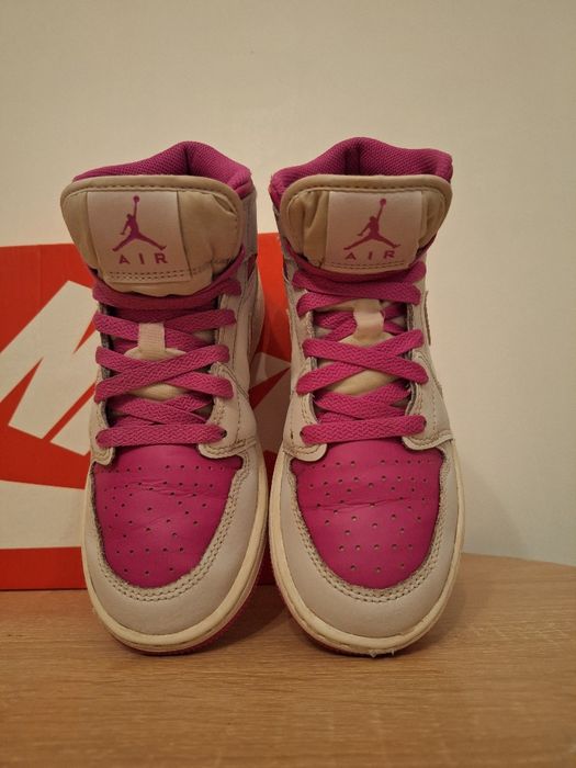 ИЗГОДНО.Много запазени