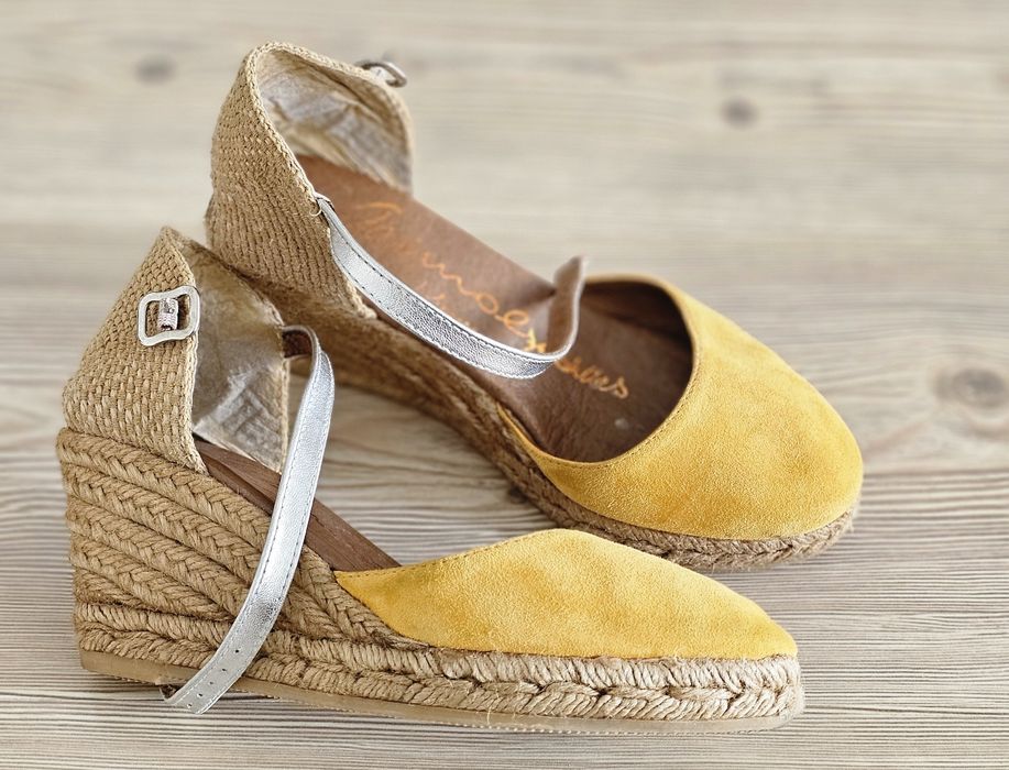 Страхотни дамски сандали