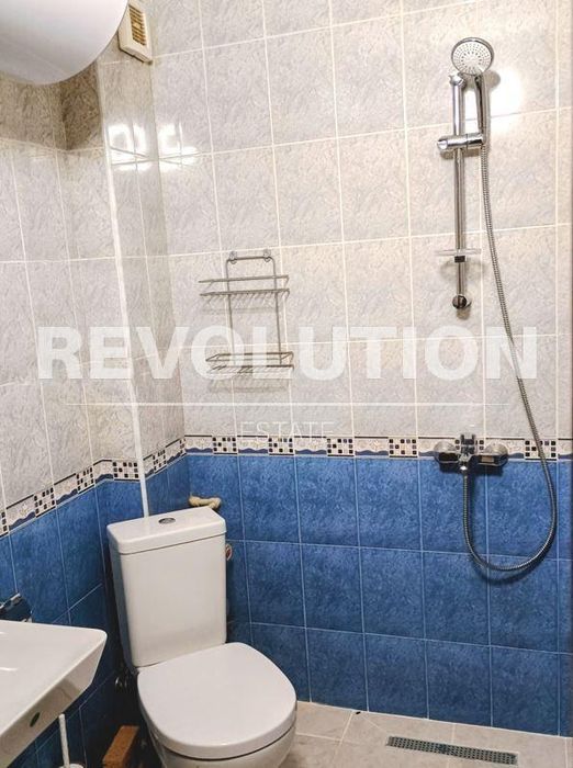 Дава се под наем Двустаен апартамент в Варна, Чайка - 60 кв.м за 550 € - Снимка #3