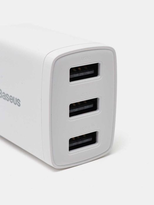 Зарядка Baseus для телефона 17W Charger зарядное устройство белый цвет