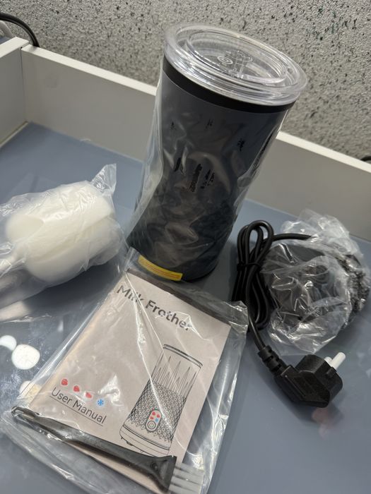 Машина за млечна пяна 4 в 1 за кафе тип. Milk Frother, 400 W, 250 ml