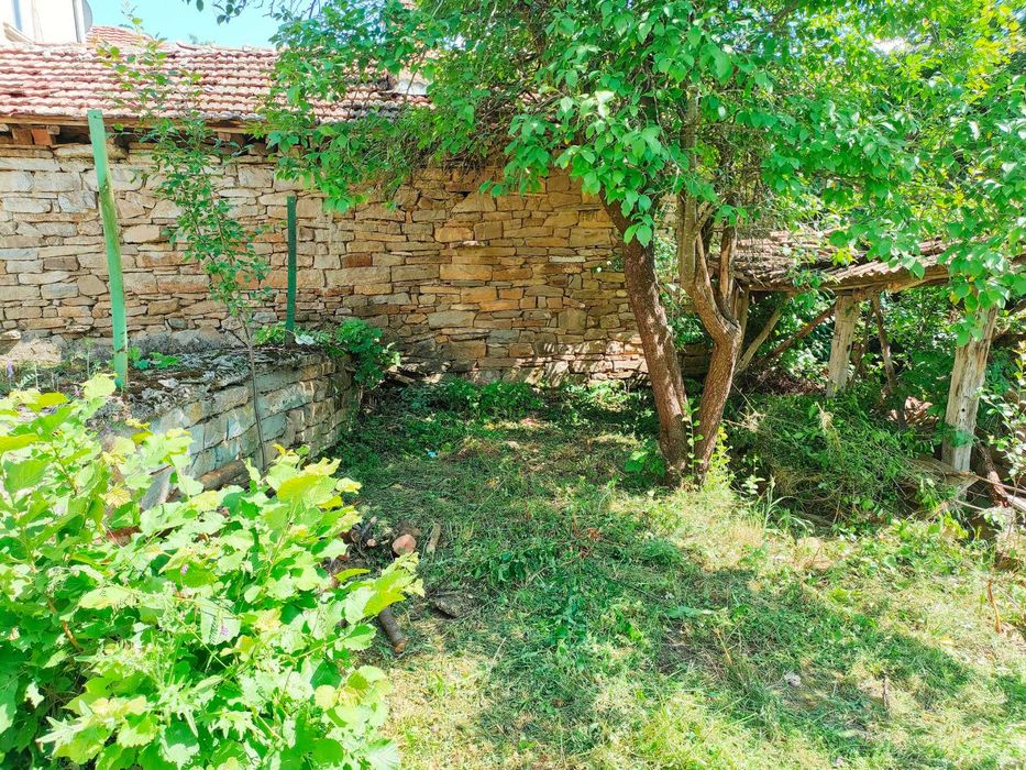 Продава се Къща в с. Янтра, Област Велико Търново - 120 кв.м за 338 €/кв.м - Снимка #20