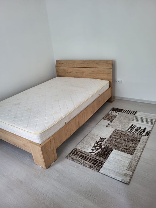 Proprietar, inchiriez apartament cu doua camere renovat