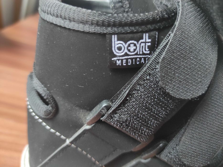 Pantof medical postoperator BORT 33–35 – purtat foarte putin