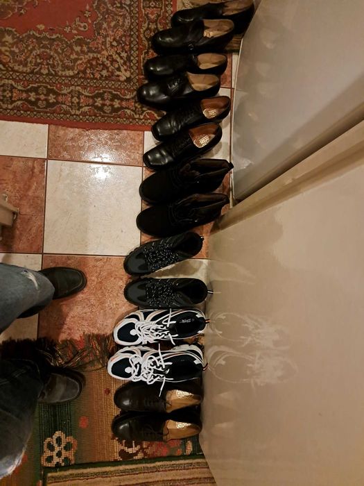 Vand 4 per. pantofi piele barbatesti, 2 ghete si bascheti