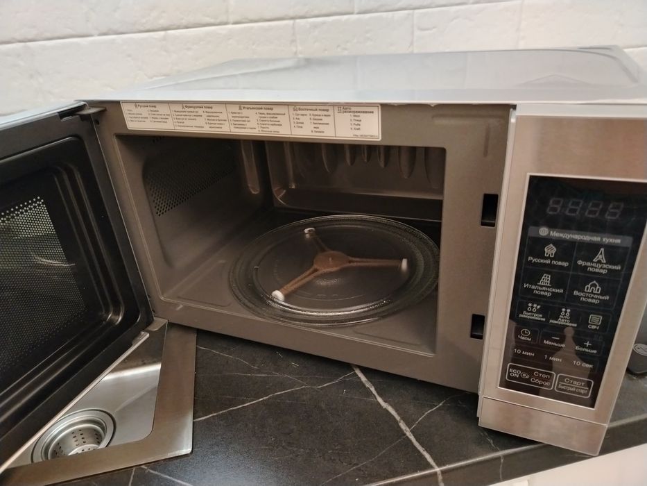 Микроволновая печь LG