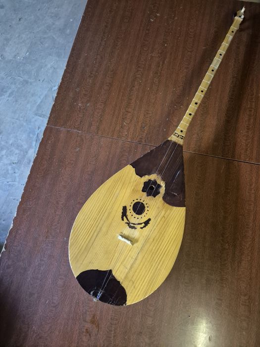 Продам домбру б/у