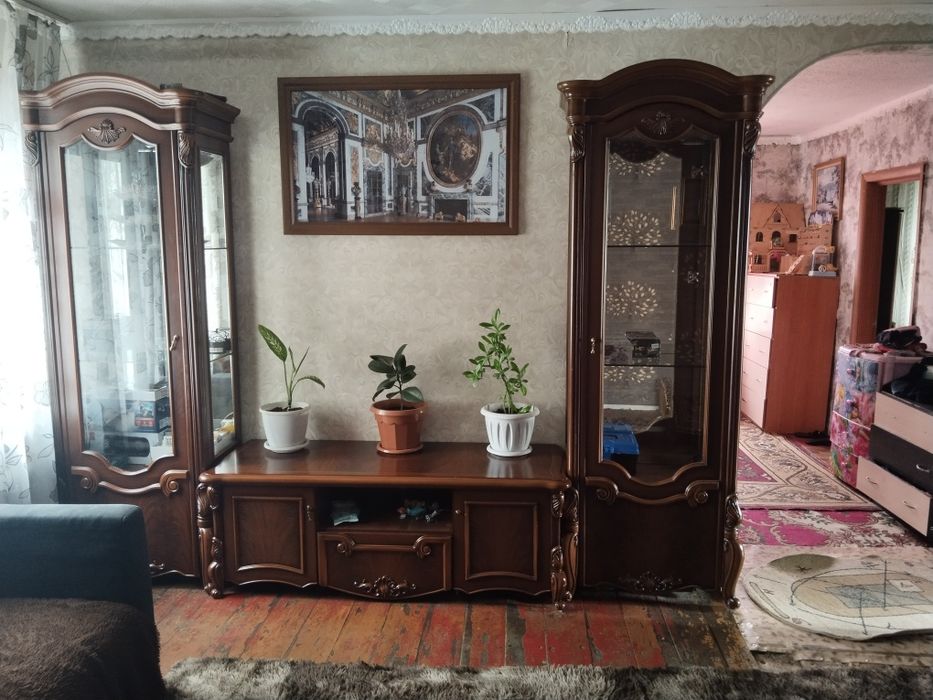 Продам стенку б/у 50000тыс