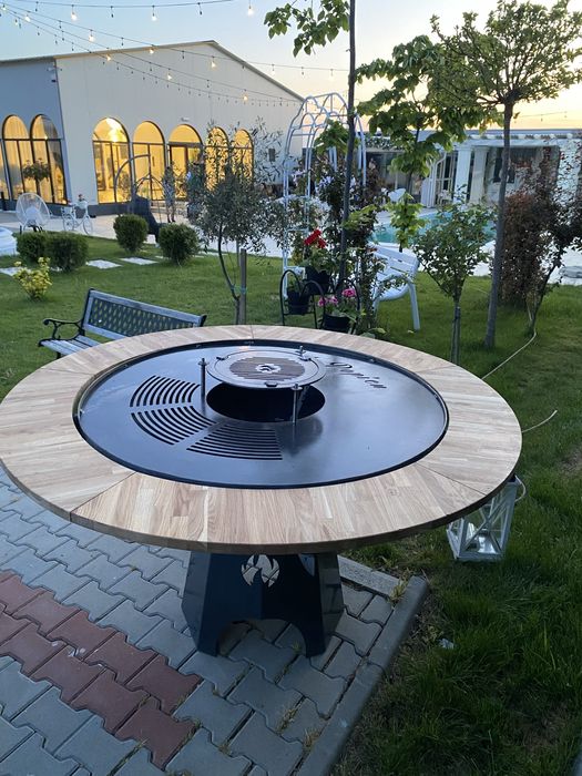 Gratar hexagonal cu plita Otel+fonta gratarean.com