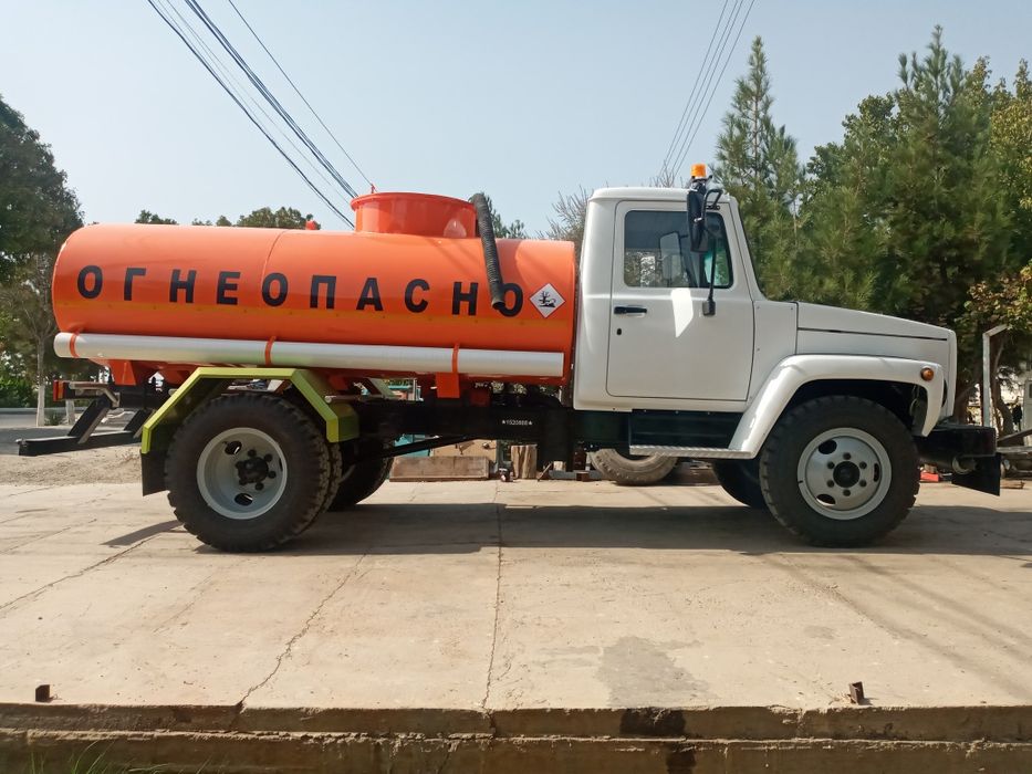 Газ 53  сотилади бензавоз