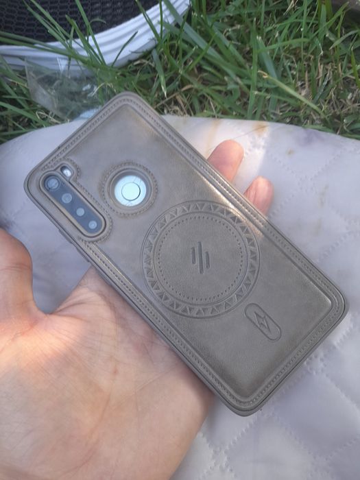 Redmi note 8 4/64 srocni sotiladi