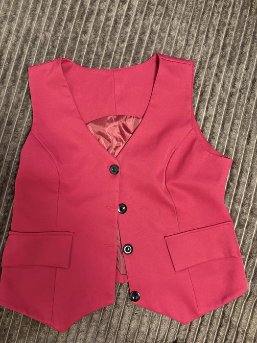 Продам костюм тройку