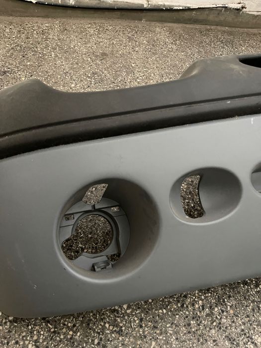 Нова предна броня за Renault Twingio