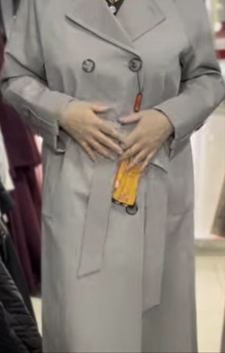 Продам  стильный тренч новый