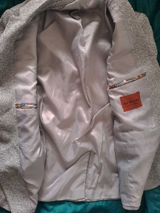 Costum barbati h&m gri cu picatele slim fit elegant