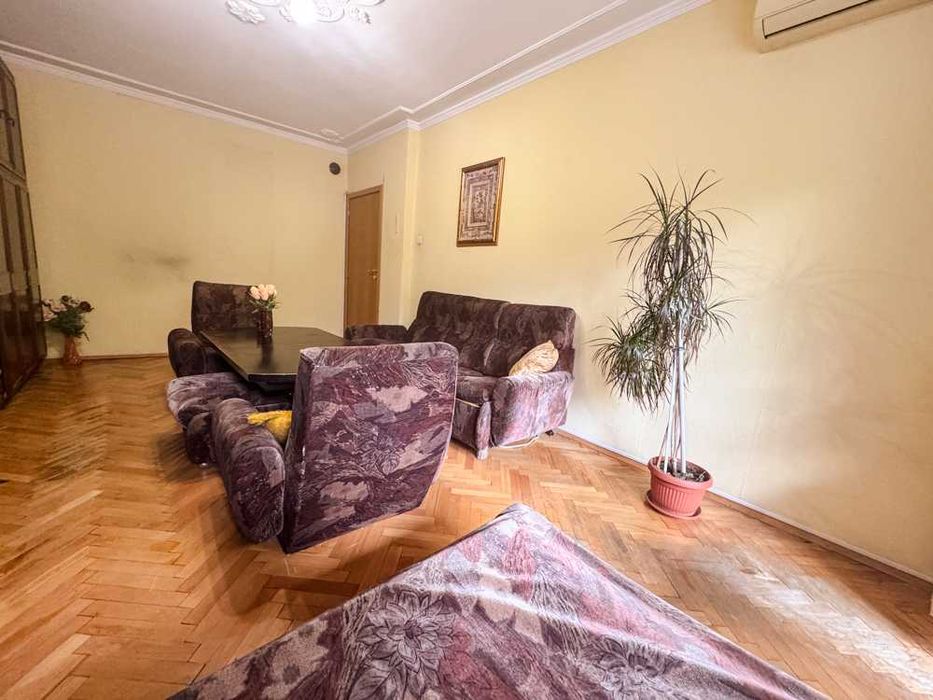 Дава се под наем Двустаен апартамент в Русе, Възраждане - 60 кв.м за 96900 € - Снимка #14