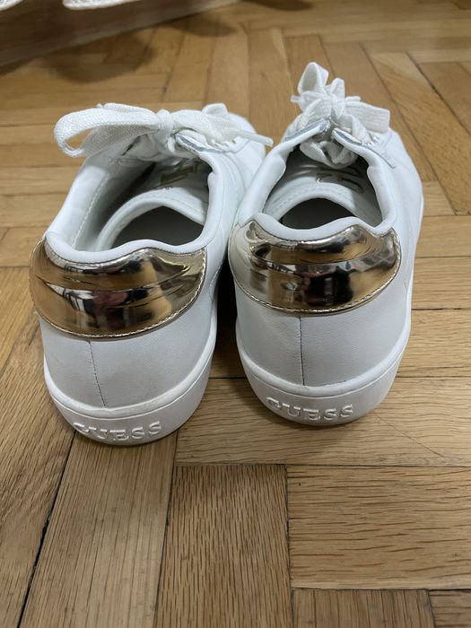 Дамски маратонки Guess