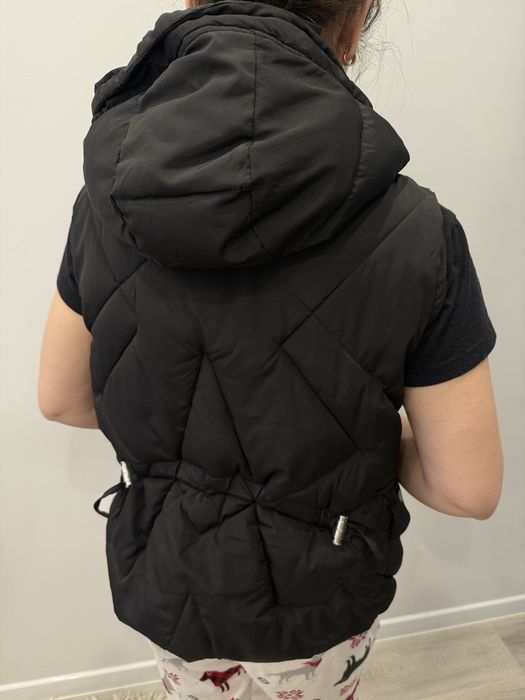 Куртка ( безрукавка в подарок )