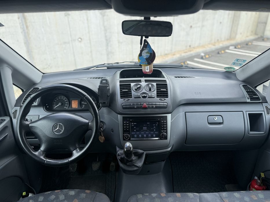 Vând Mercedes Vito 2.2 diesel 116 CP 8+1 locuri Euro 4 An fabricație 2010 PREȚ ÎN EURO