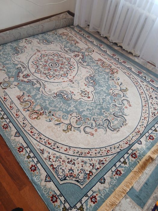 Красивый ковёр 2×3.