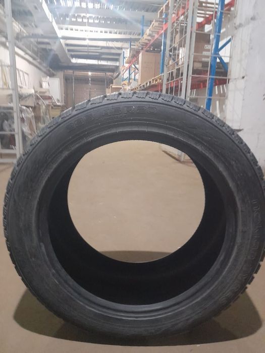 Продам шины оригинал